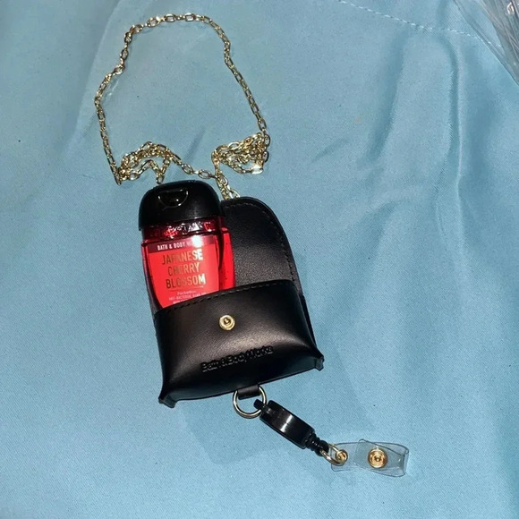 🆕 Bath and body Body Works Wearable Chain Lanyard PocketBac Holder - Picture 5 of 8